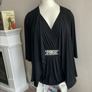 Elegant Black Women's Top with Leopard Accent